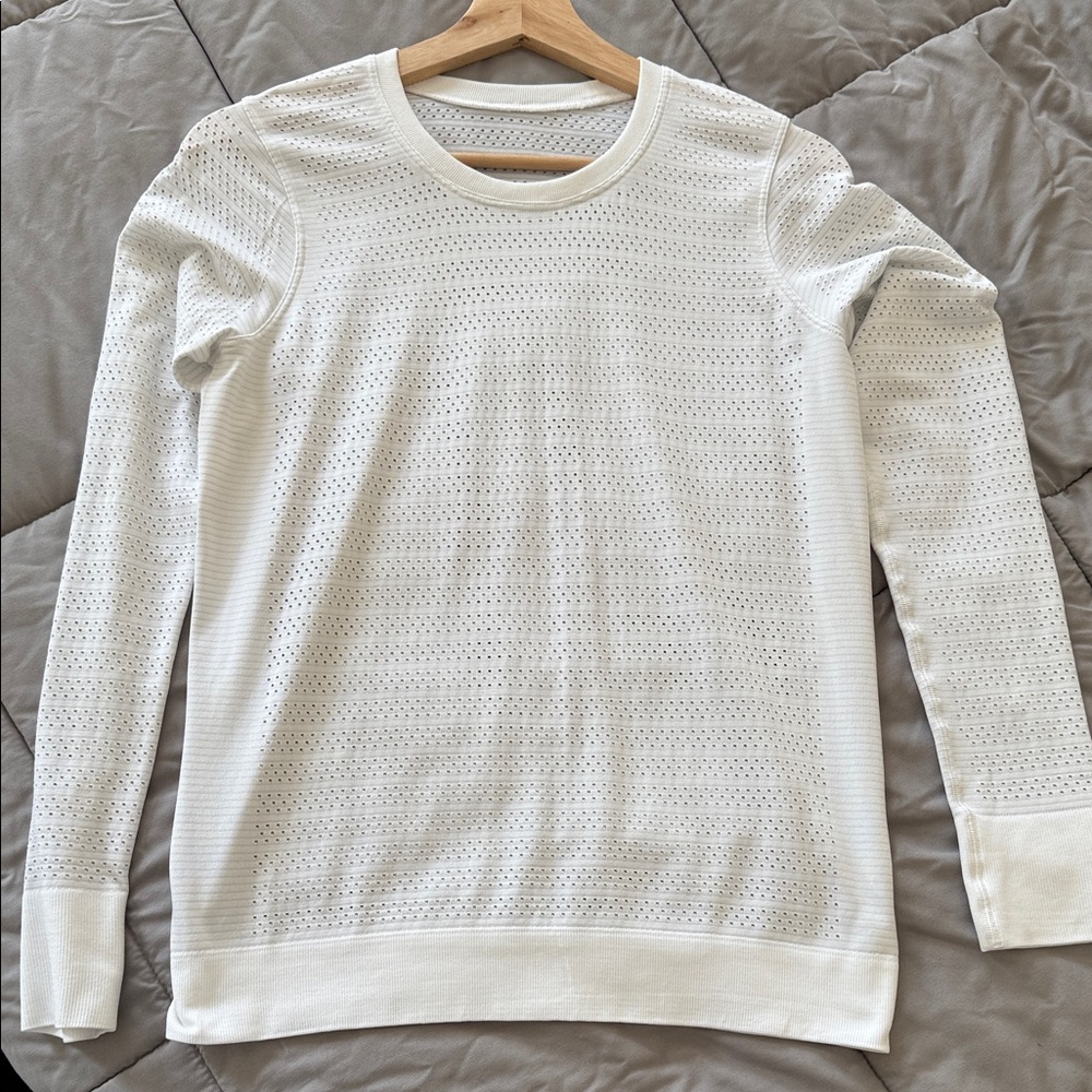 Lululemon Swiftly Breathe Relaxed Long Sleeve Shirt